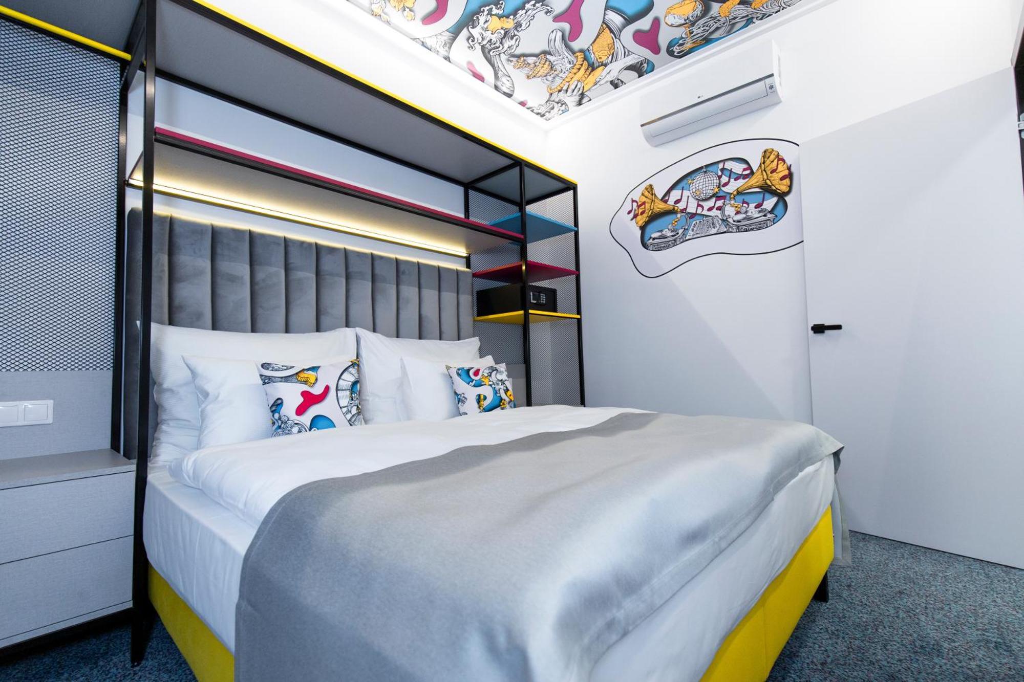 Family Apartments By Astoria Hotel & Medical Spa Κάρλοβι Βάρι Εξωτερικό φωτογραφία